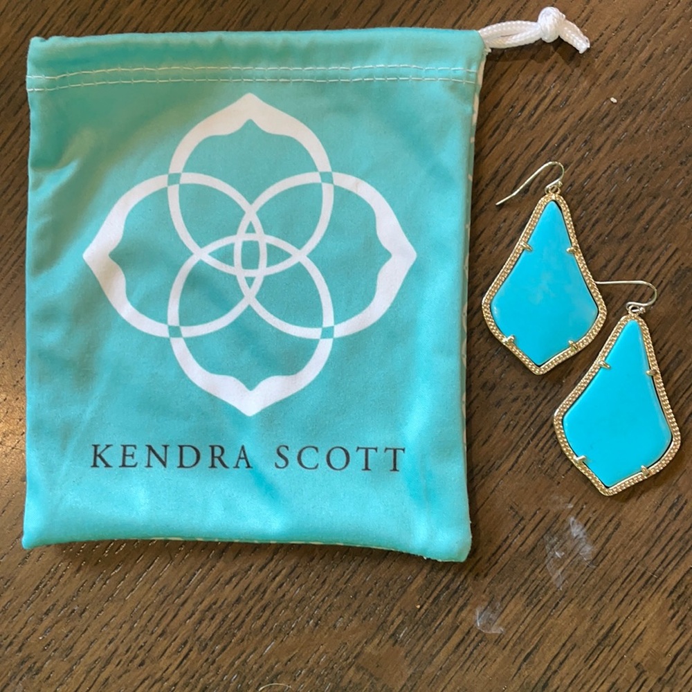 Kendra Scott earrings